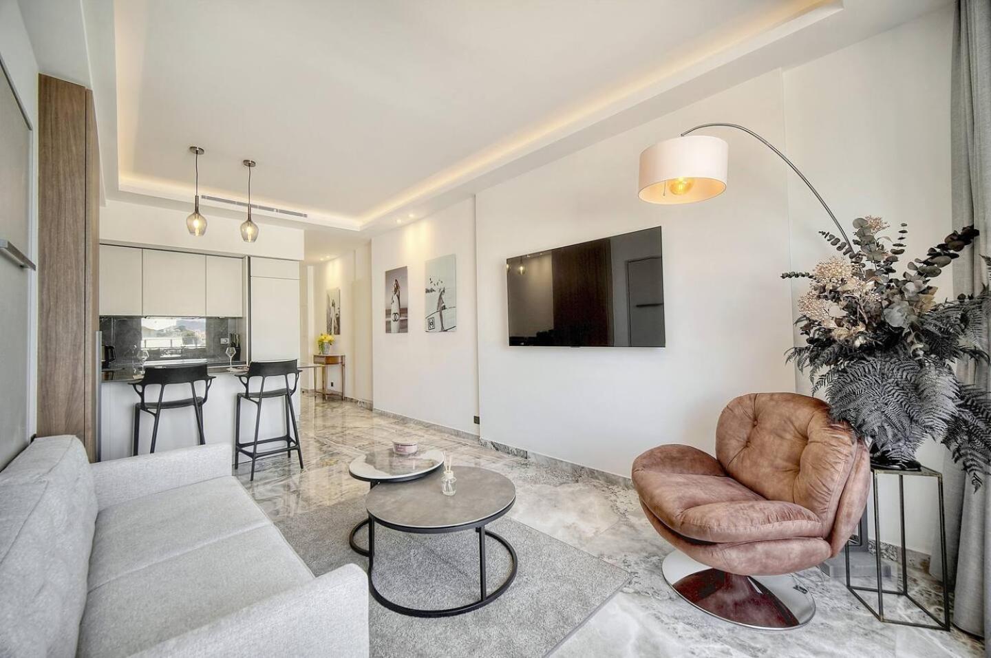 Luxury Superbe Miramar Croisette Cannes