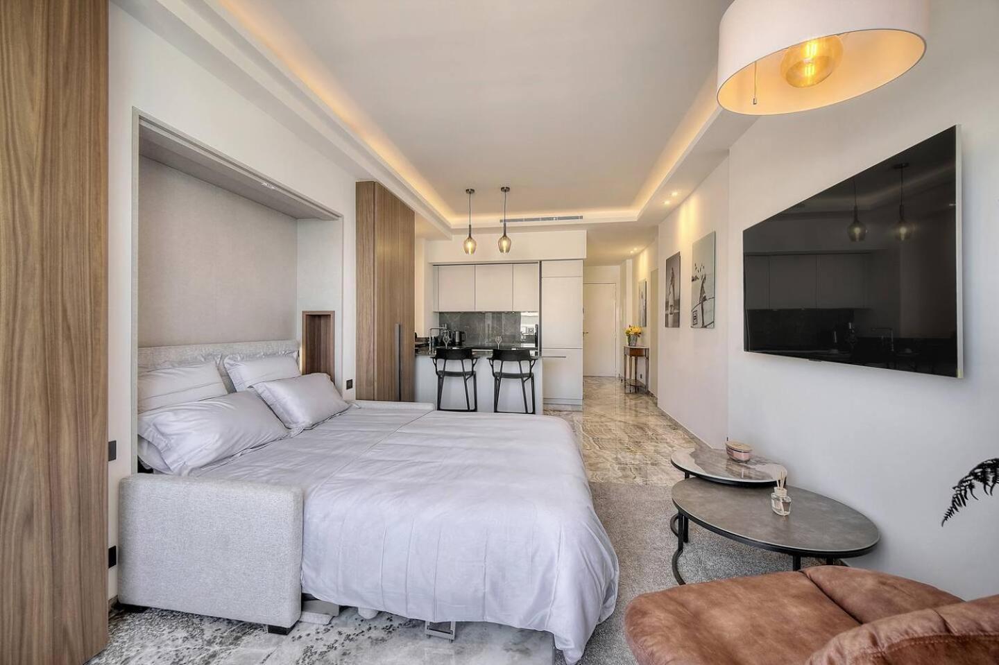 Luxury Superbe Miramar Croisette